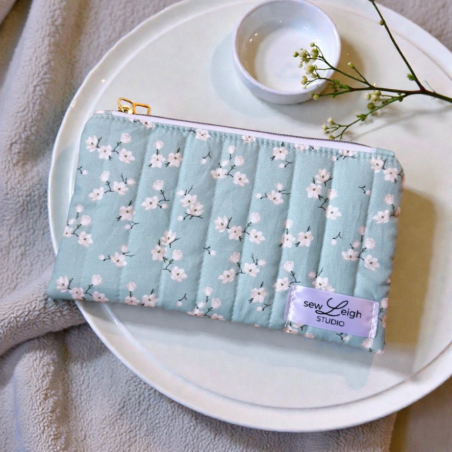 Blue Blossom Pocket