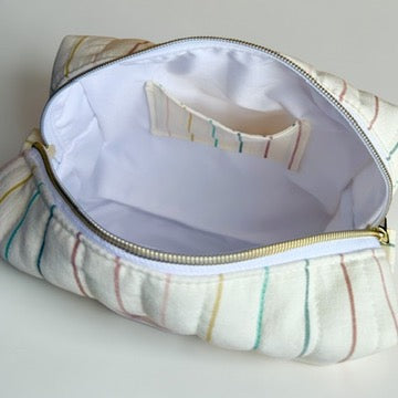 Neutral Stripes: Carry All Bags