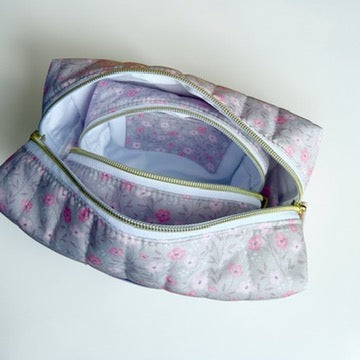 Pressed Flowers: Carry All Bags