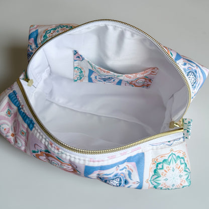 Tiled Floral: Carry All Bags