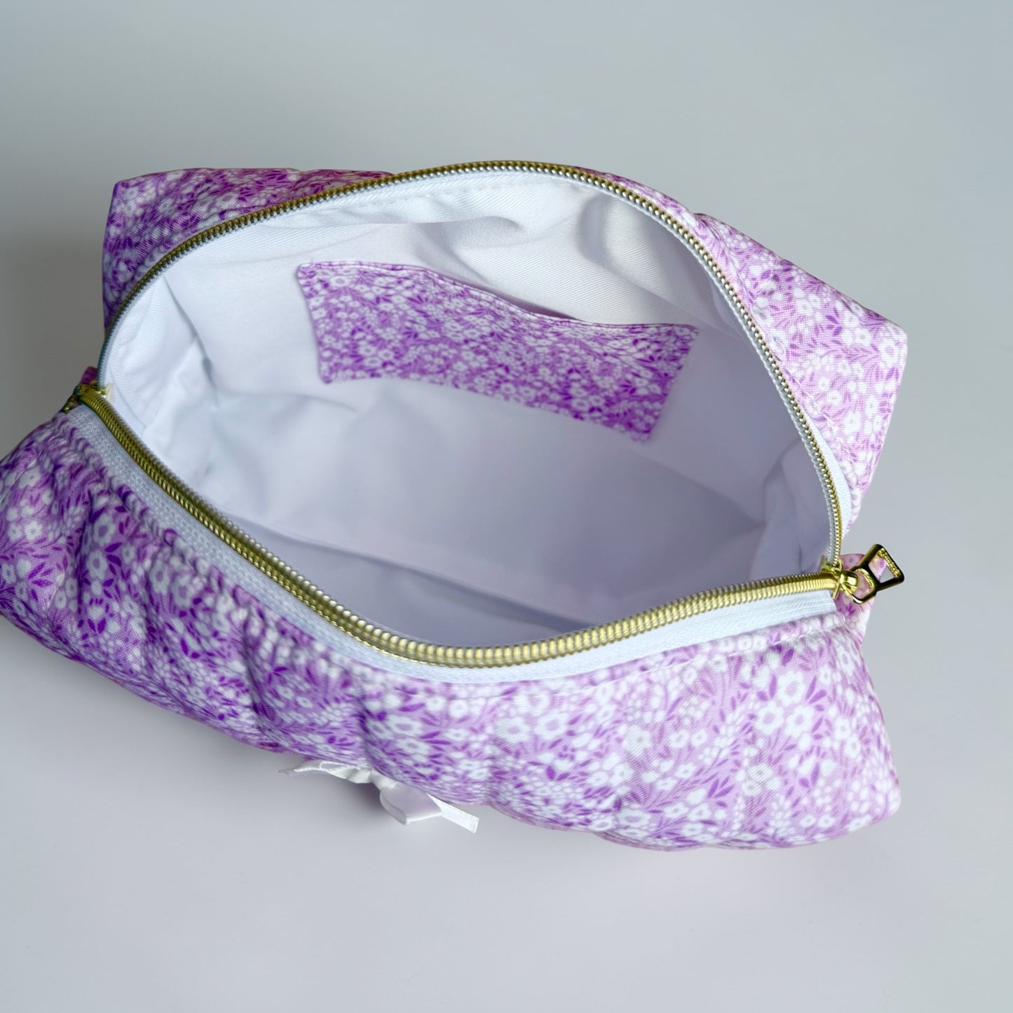 Floral Vista Violet: Carry All Bags